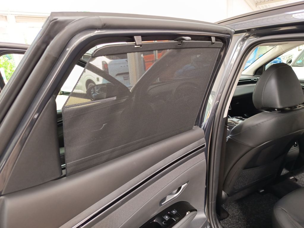 Hyundai TUCSON 1.6T-GDi Plug-in-Hybrid 4WD Prime - Samsaru's Car Outlet