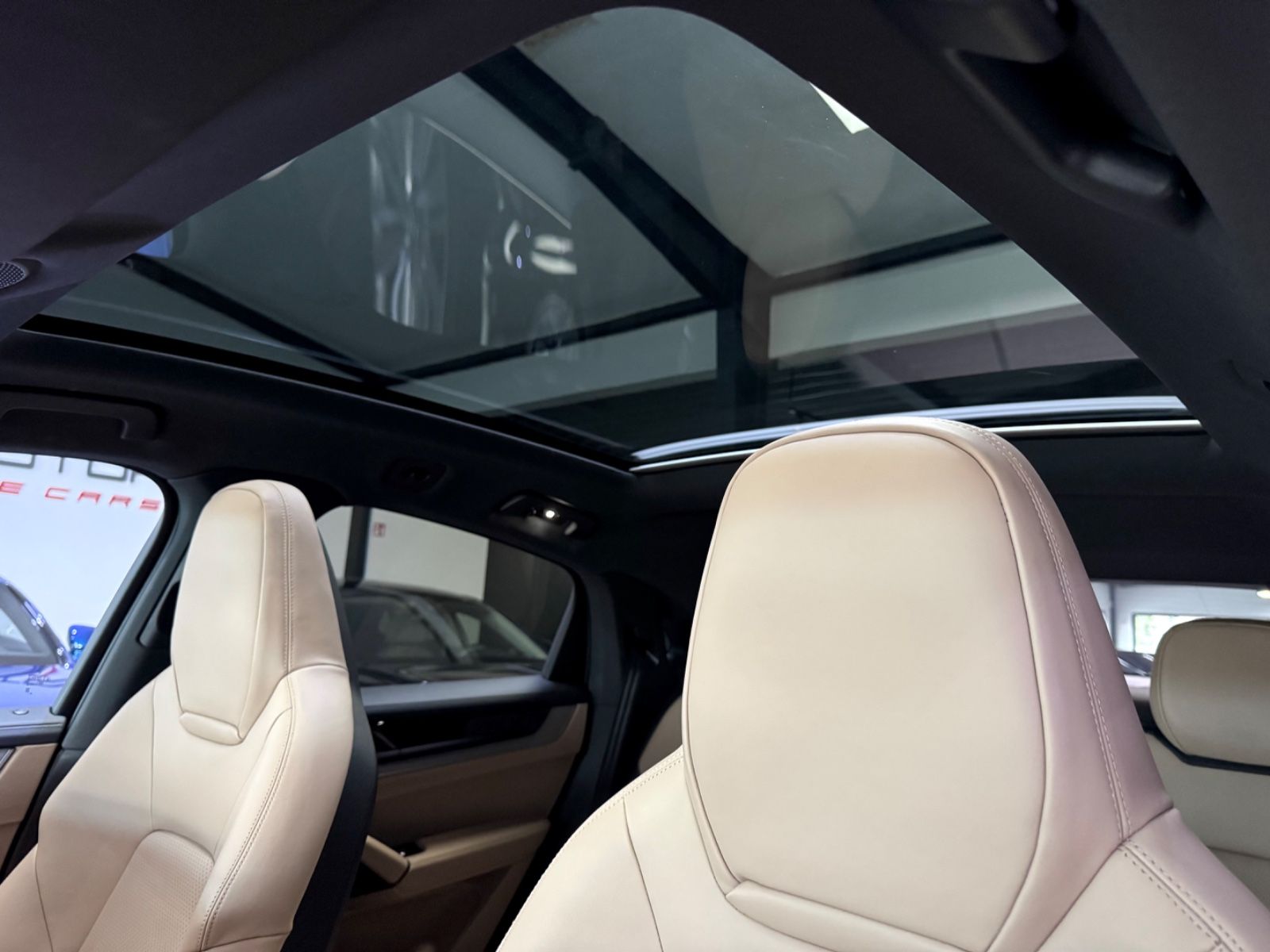 Porsche CAYENNE COUPE E-HYBRID FACELIFT INNO-DRIVE 21"