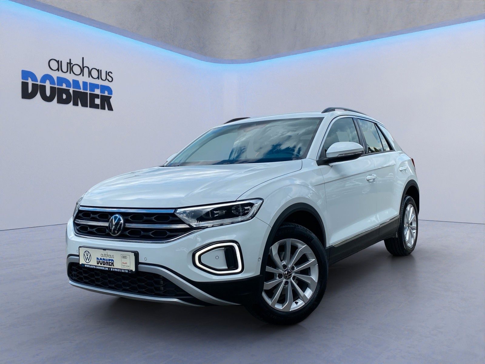 Volkswagen T-Roc 2.0 TDI STYLE - Samsaru's Car Outlet