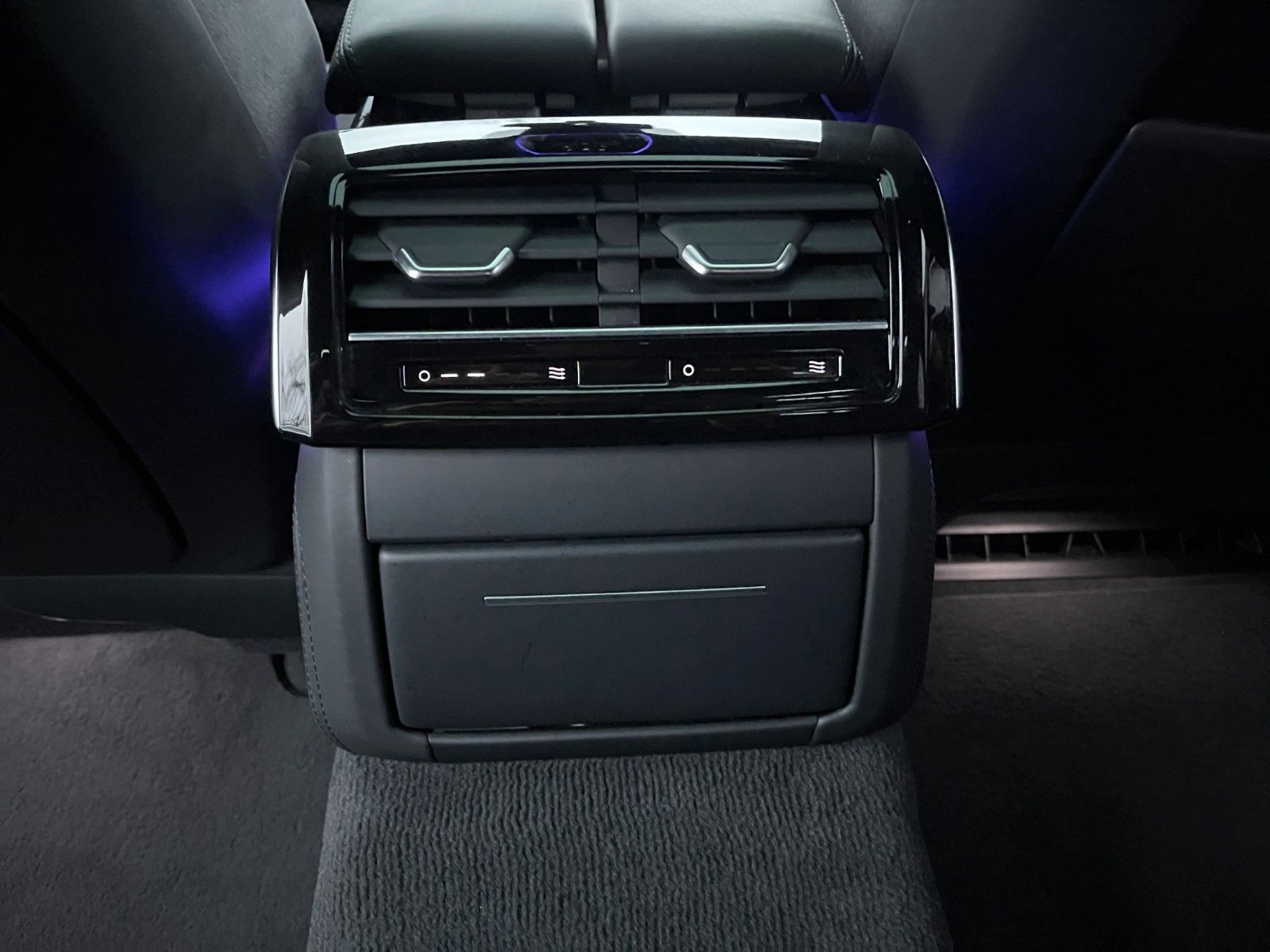 Audi A8 50 TDI quattro S line - Samsaru's Car Outlet