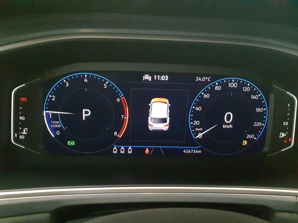 Volkswagen T-Roc Style 1.5 TSI DSG - Samsaru's Car Outlet
