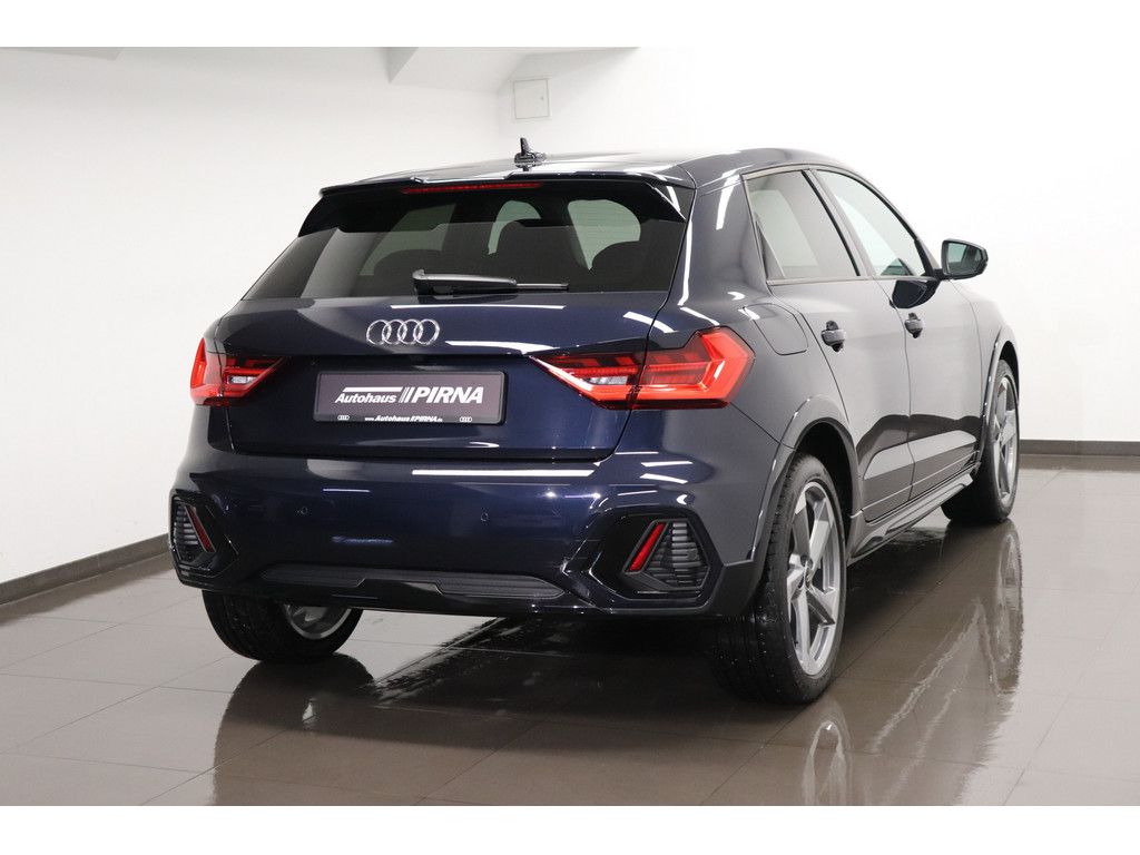Audi A1 30 citycarver 1.0.TFSI S-tronic Standheizung