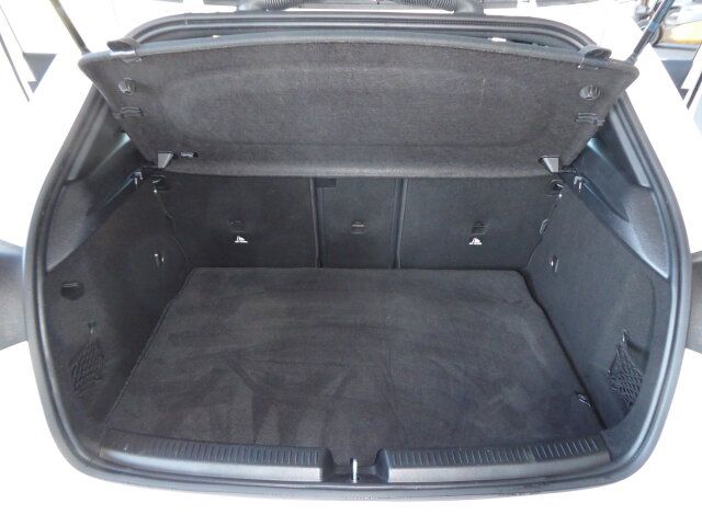 Mercedes-Benz A 200 d Progressive - Samsaru's Car Outlet