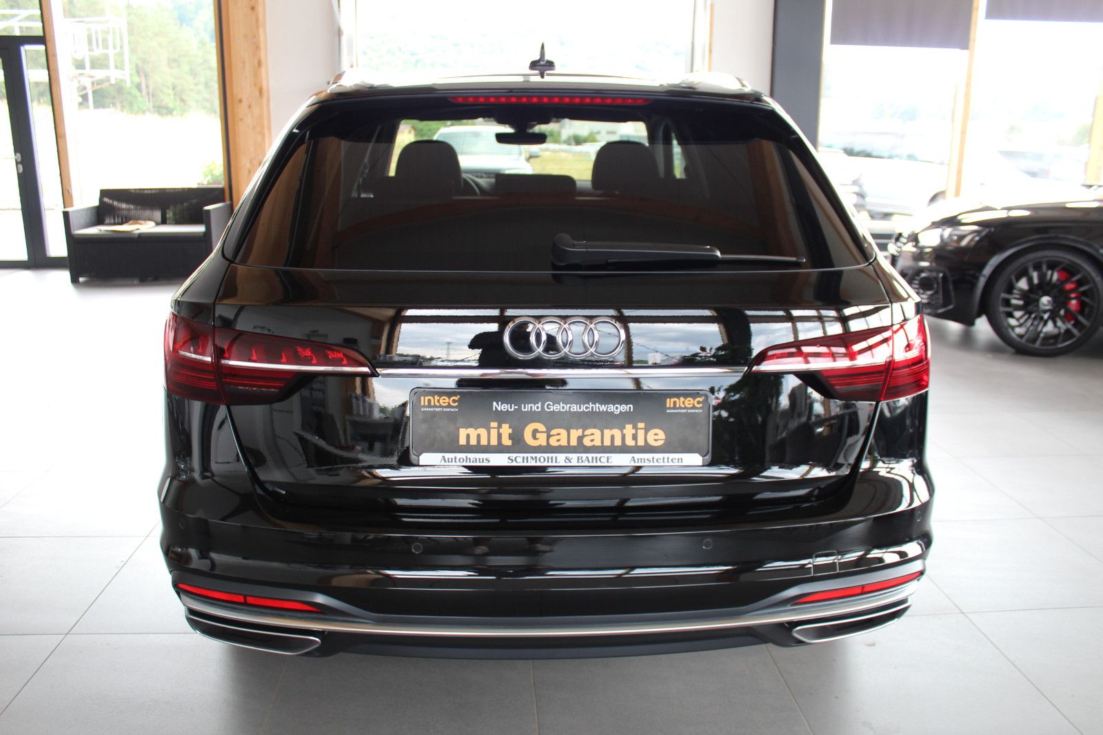 Audi A4 Avant 40 TFSI S tronic advanced - Samsaru's Car Outlet