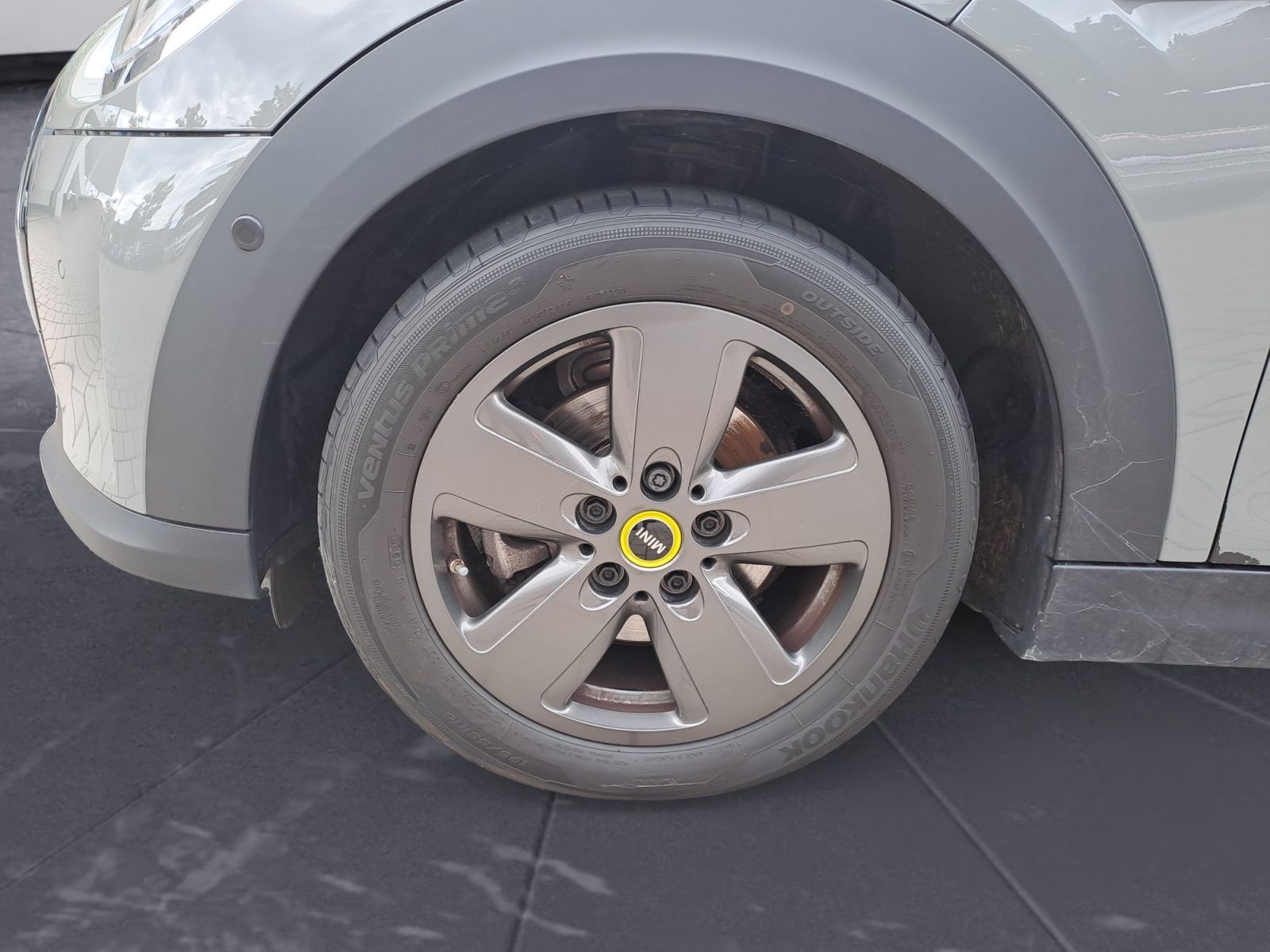 MINI Cooper SE - Samsaru's Car Outlet