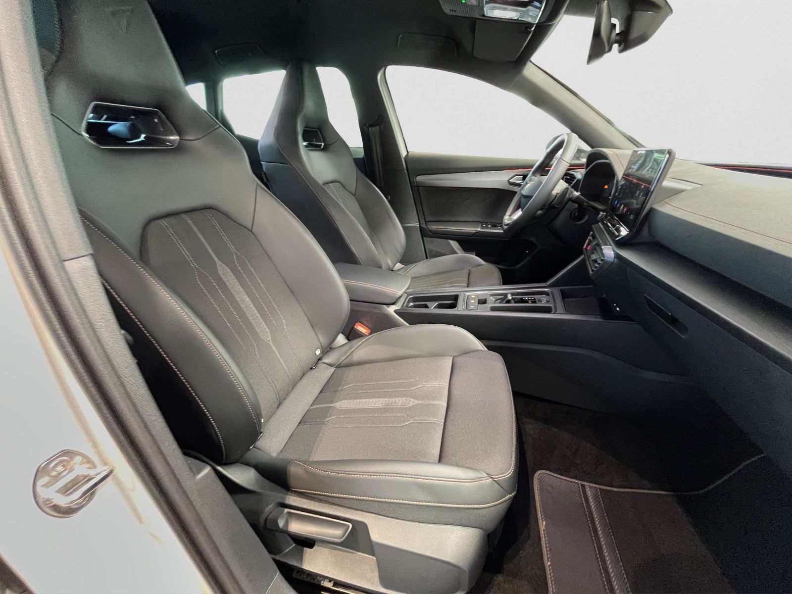 Cupra Formentor VZ 2.0 TSI 4DRIVE - Samsaru's Car Outlet