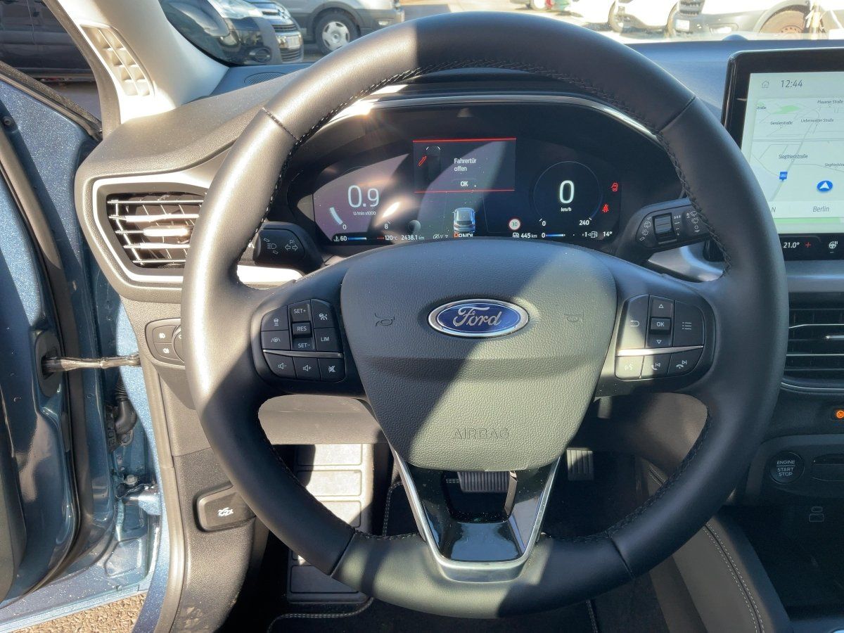 Ford FOCUS ST-Line X LED+AHK+Kamera+Winterpaket