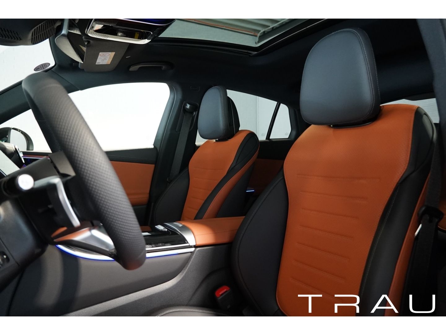 Mercedes-Benz GLC 300 d AMG Coupe Pano Luft HUD AHK Alllenkung