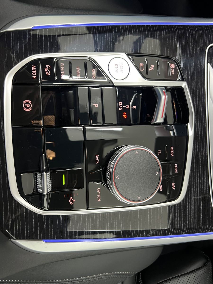 BMW X5 50 e xDrive M Sport, Sky Lounge, Integral,