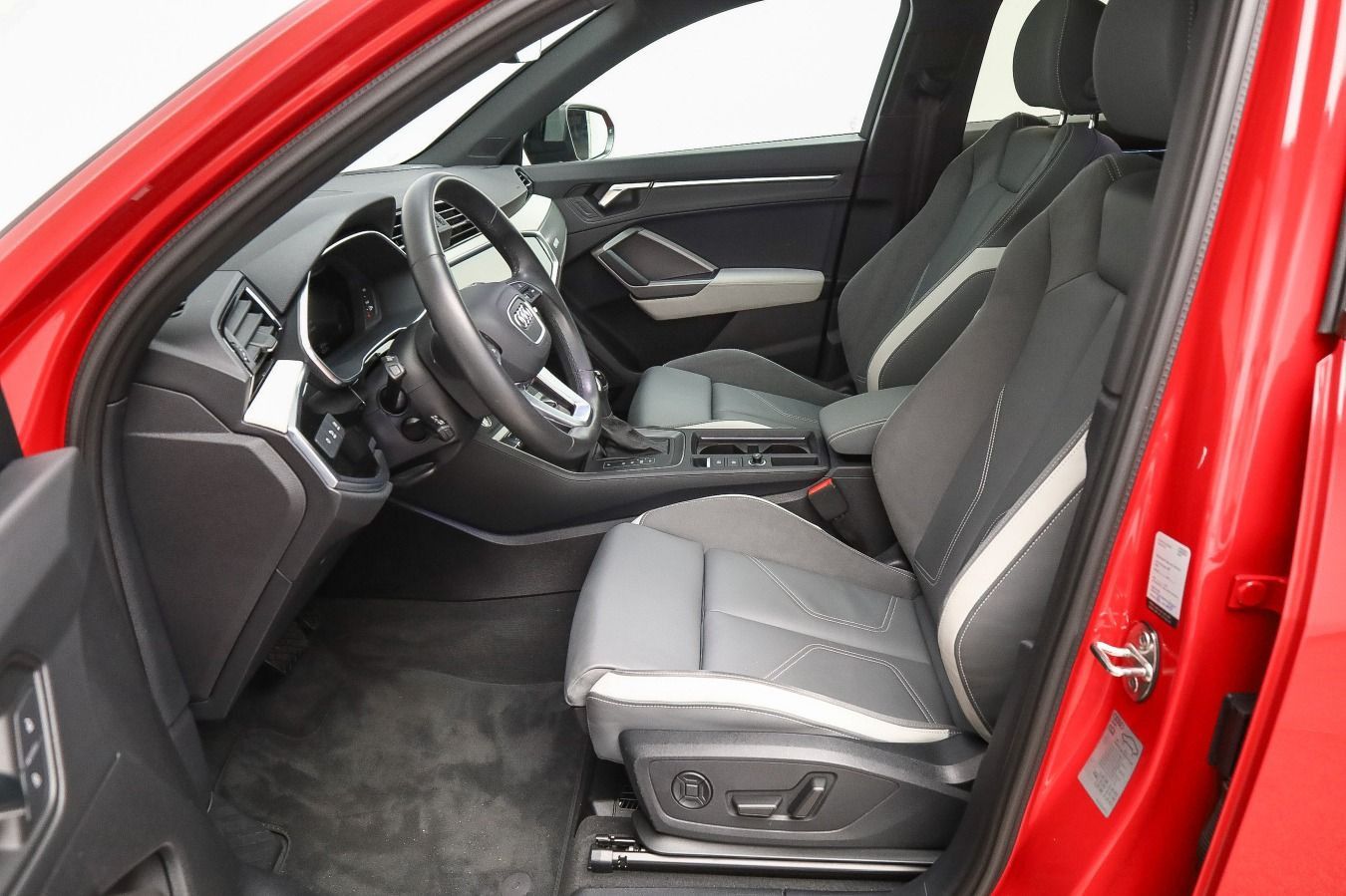 Audi Q3 Sportback S line 45 TFSIe Matrix, Assist, SON