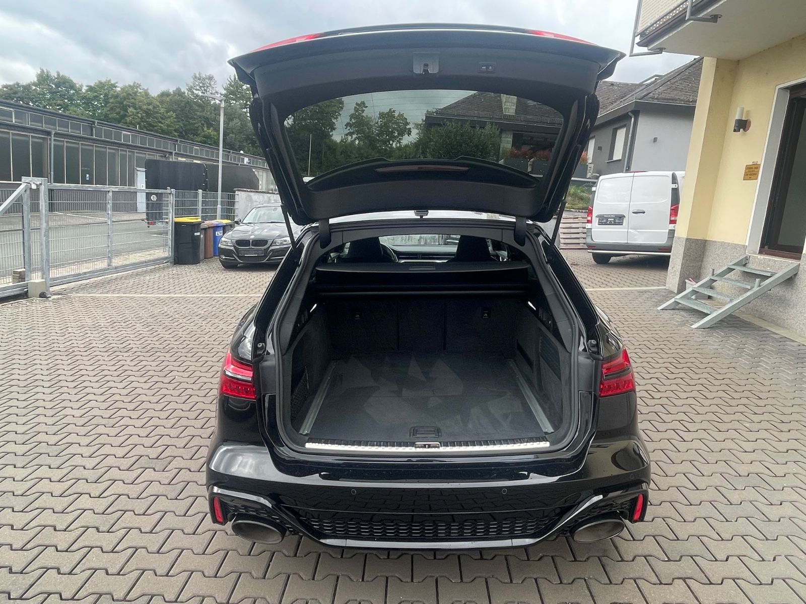 Audi RS6 4.0 TFSI Laser-HUD - ACC - 280 km/h - 22"
