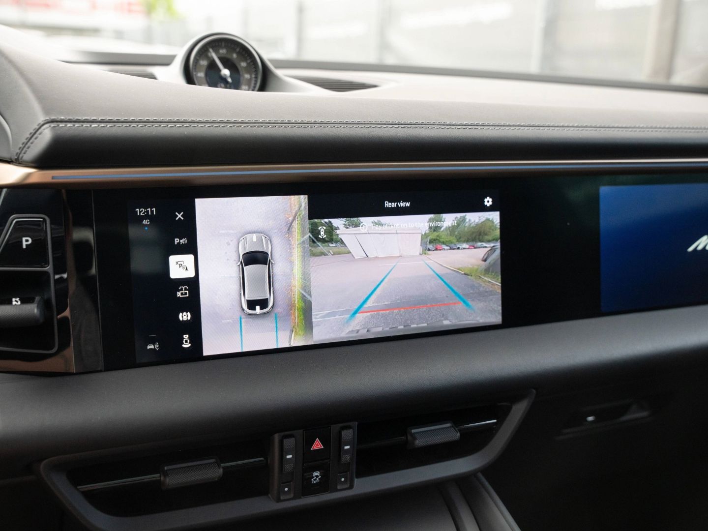 Porsche Macan Turbo Burmester AHK AR HUD Surround View