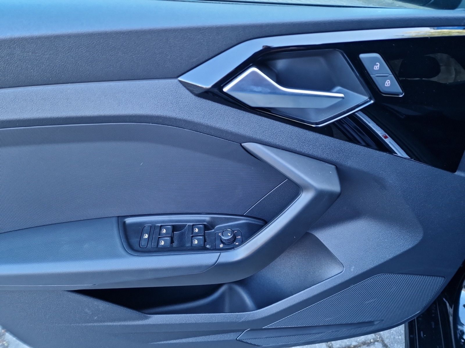Audi A1 30 Sportback S-line - Samsaru's Car Outlet
