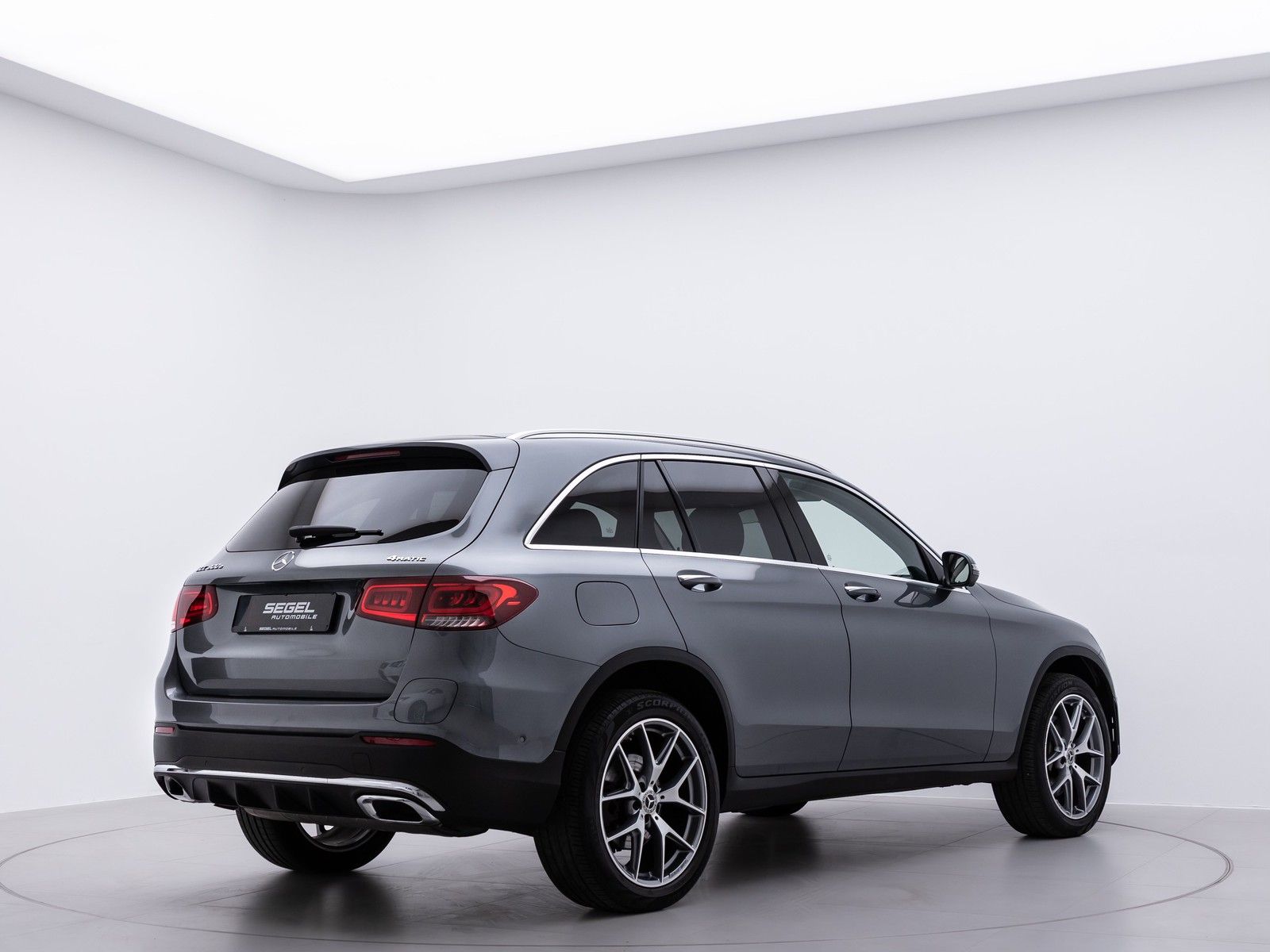 Mercedes-Benz GLC 300 e 4Matic /AMG-LINE/LED/HEAD-UP/360°KAM/