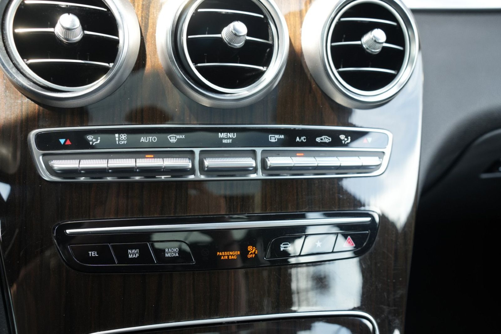 Mercedes-Benz GLC 63 S AMG 4Matic*MBUX*NAVI*KLIMA*HUD*AHK*