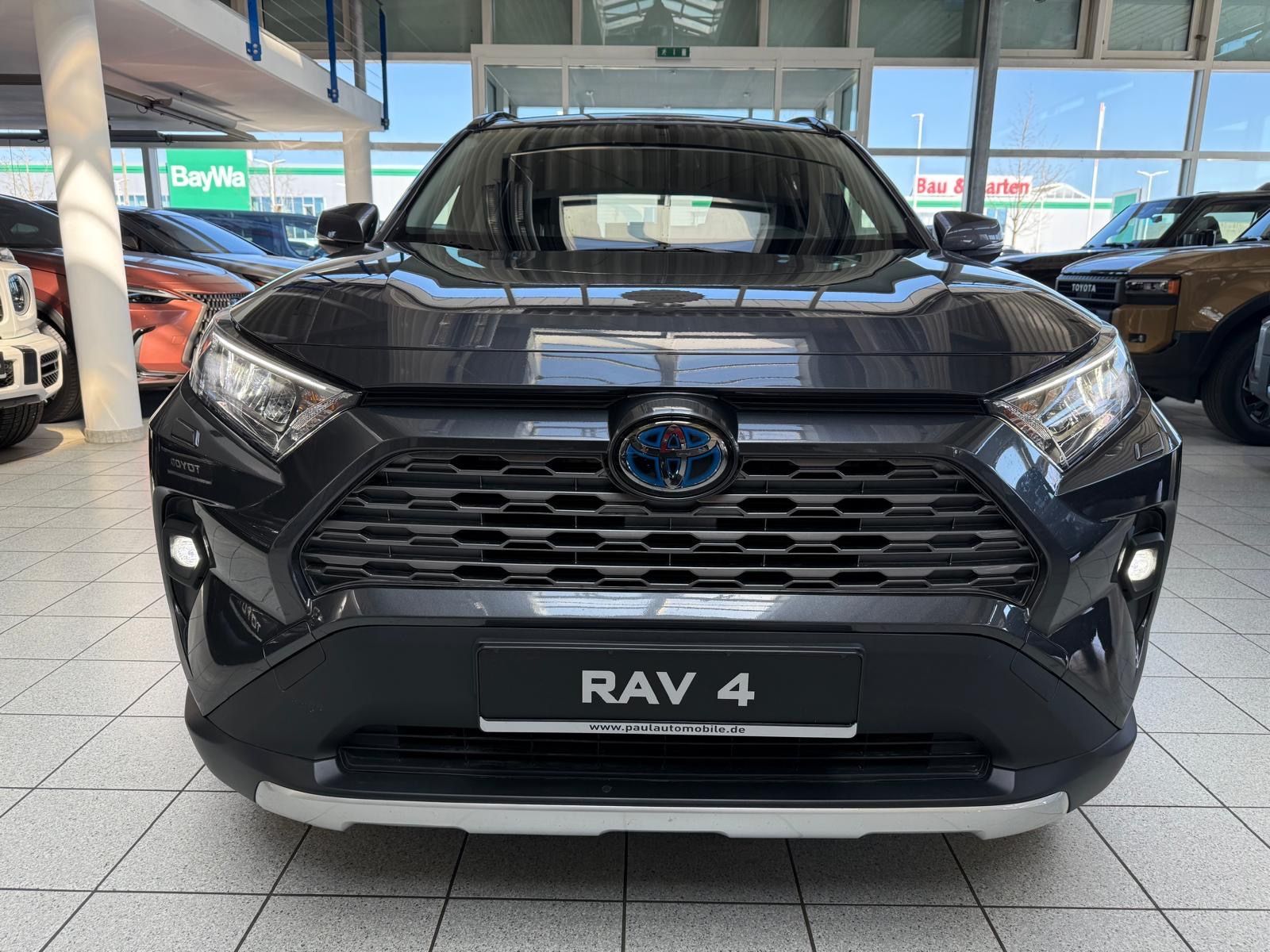Toyota RAV 4 HYBRID 4x4 - Samsaru's Car Outlet