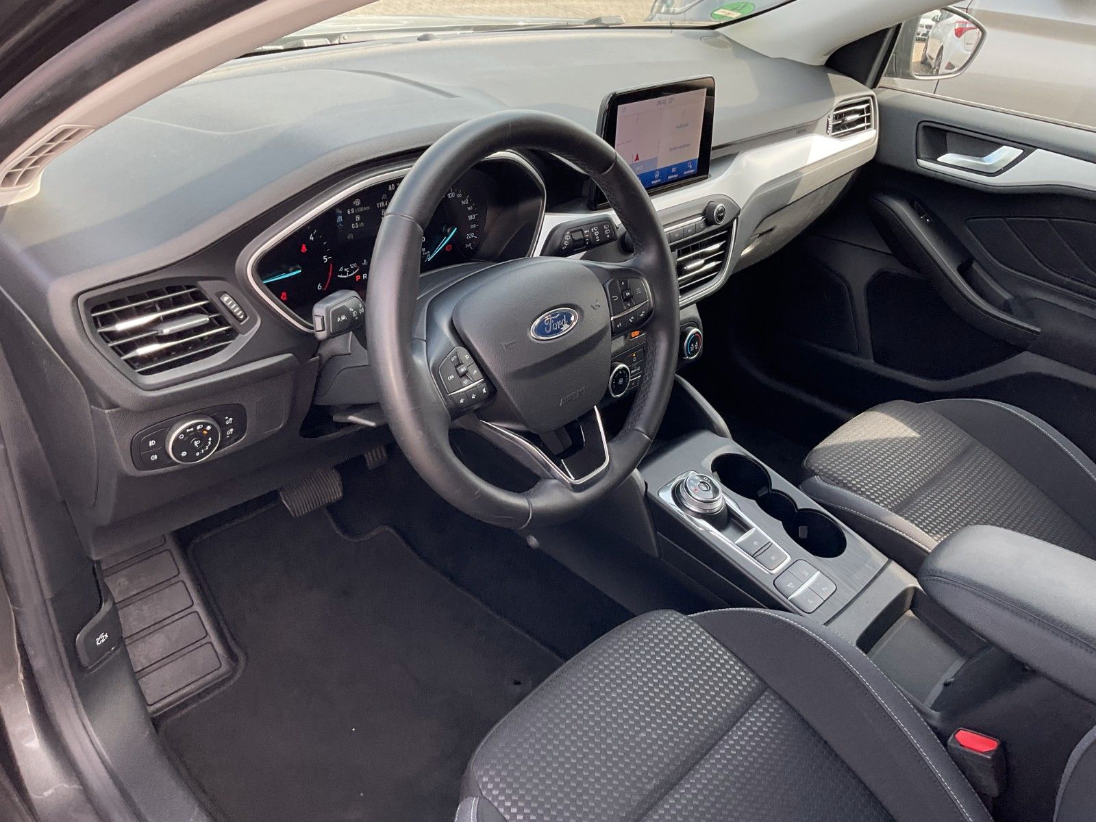 Ford Focus Turnier - Samsaru's Car Outlet
