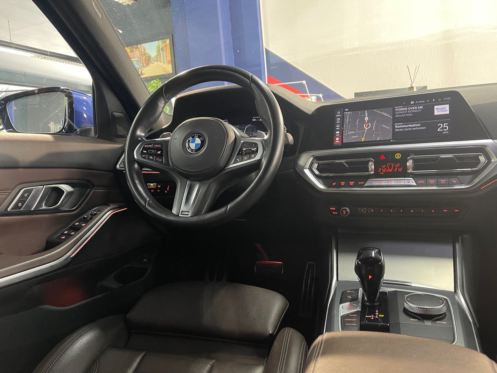 BMW 320d Touring xDrive M Sport - Samsaru's Car Outlet