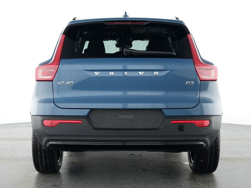 Volvo XC40 B3 Plus Dark AHK 2WD HarmanKardon 360 Pano