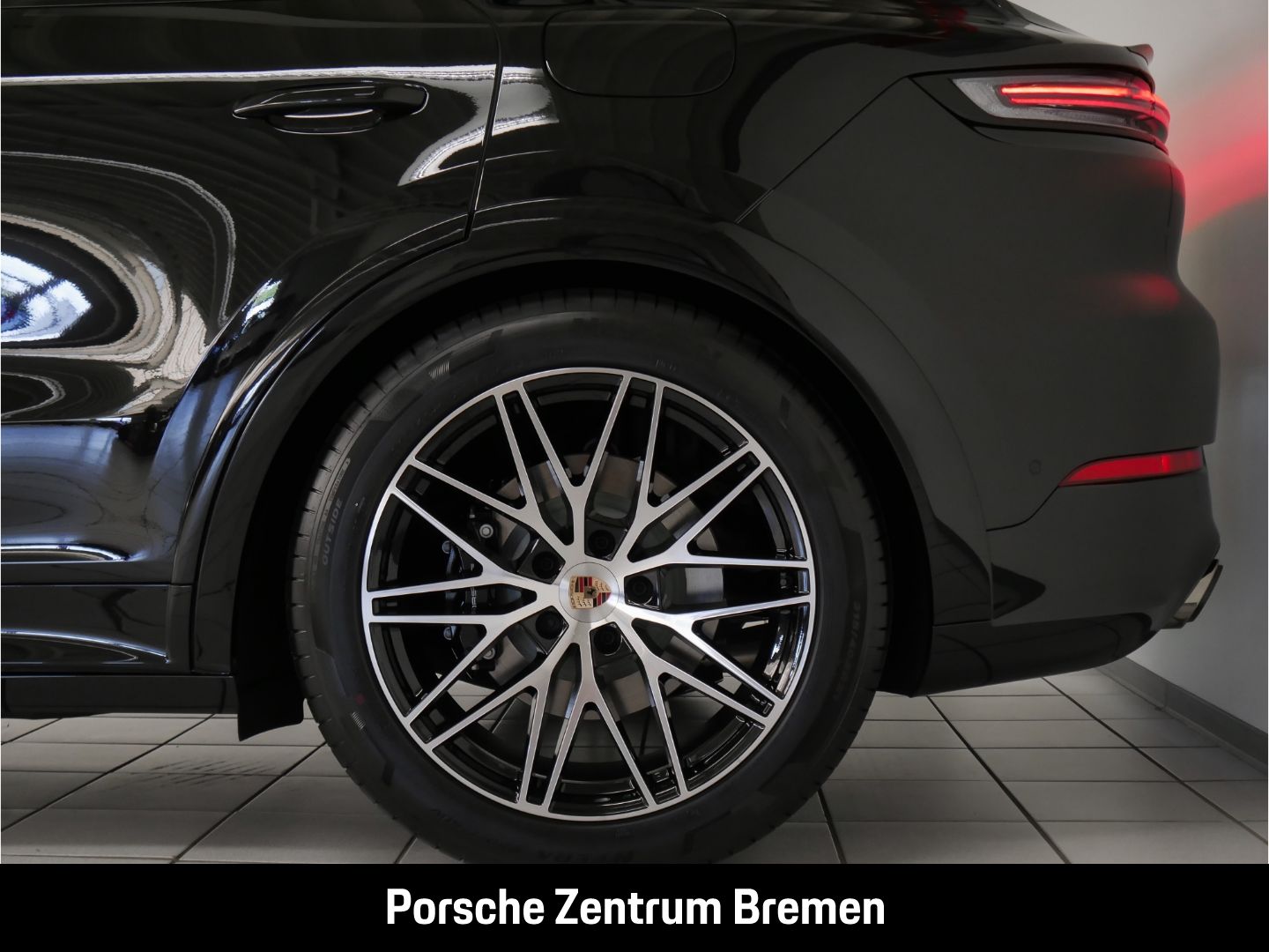 Porsche Cayenne E-Hybrid Coupe Bose Matrix LED Sportag