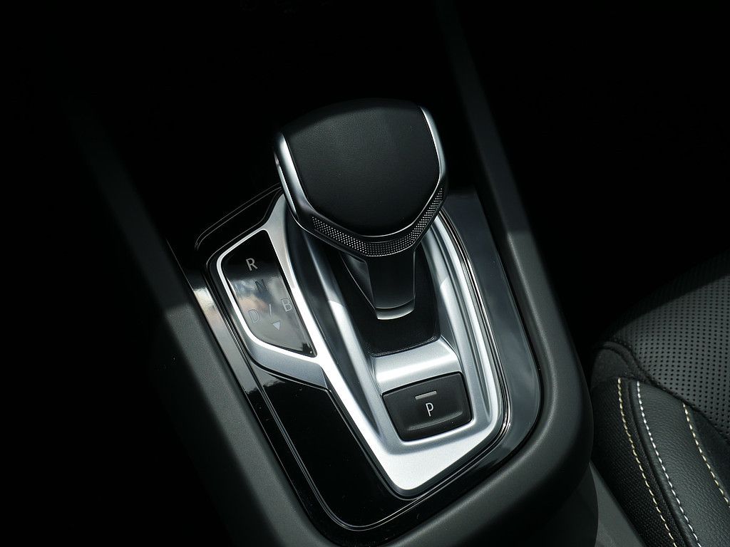 Renault Arkana Engineered E-Tech 145 - Samsaru's Car Outlet