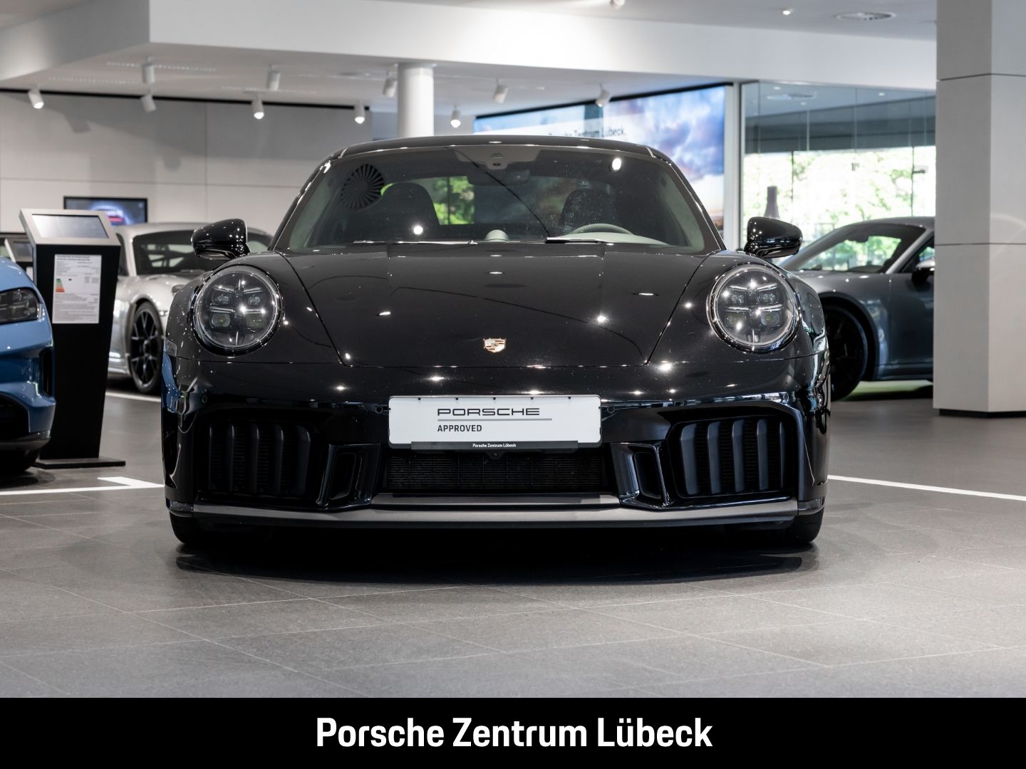 Porsche 992 911 Carrera 4 GTS BOSE Sportabgasanlage LED