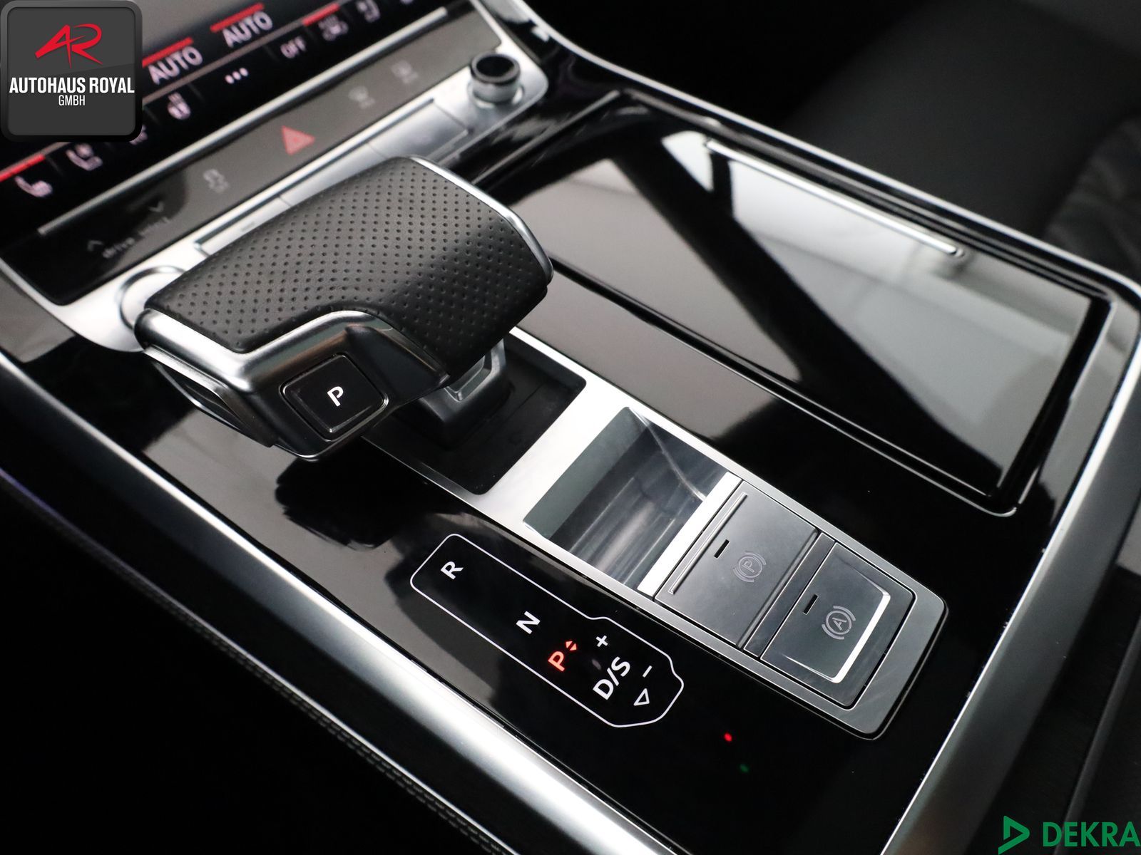 Audi Q7 60 TFSI e qu S LINE SOFTCLOSE,S-SITZE,MASSAGE