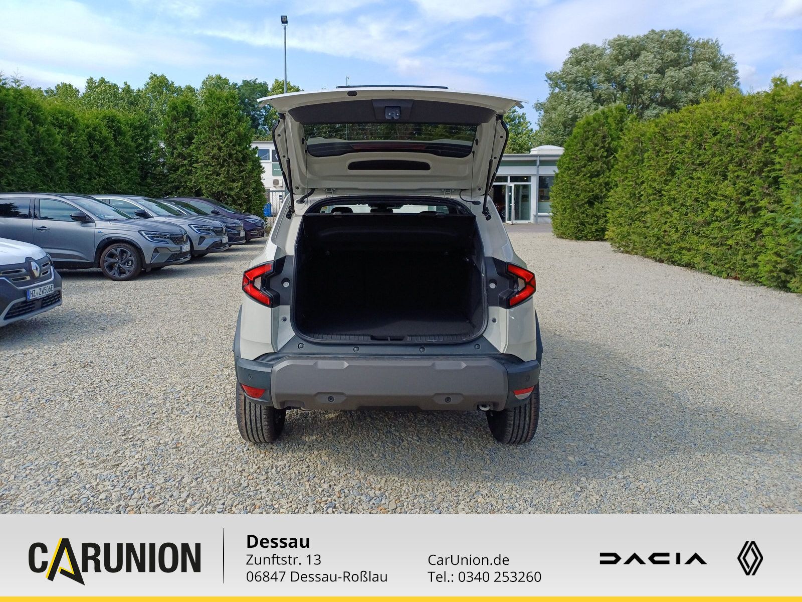 Dacia Duster Journey TCe 130 - Samsaru's Car Outlet