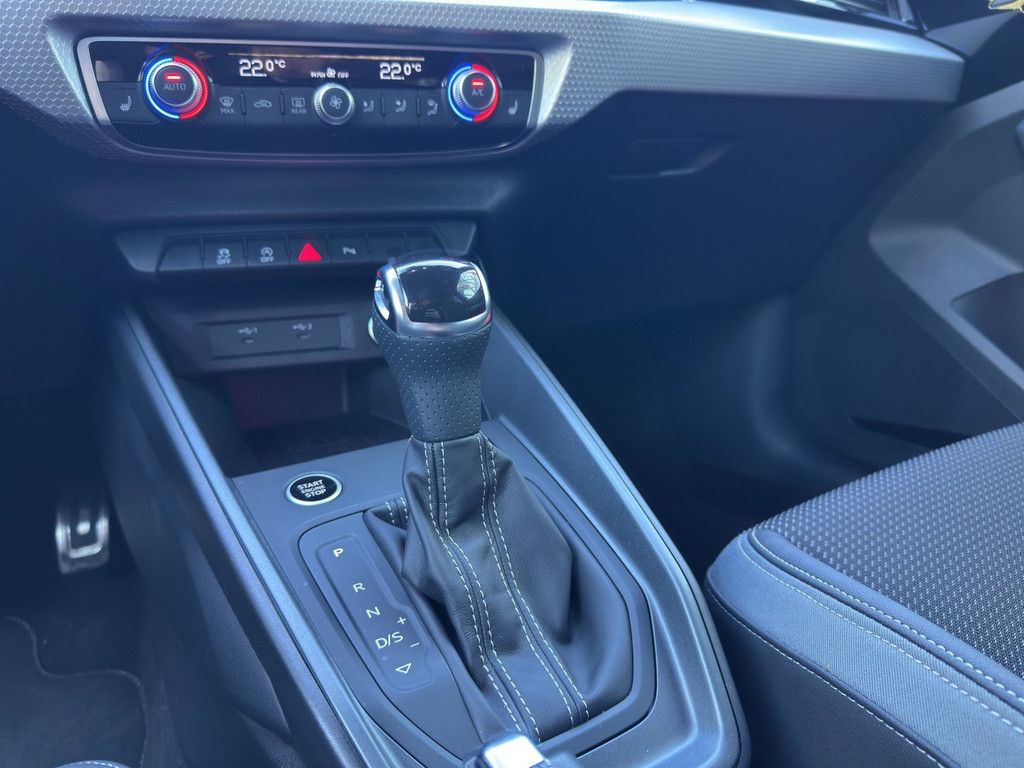 Audi A1 Sportback 35 1.5 TFSI S-tronic S line LED ACC