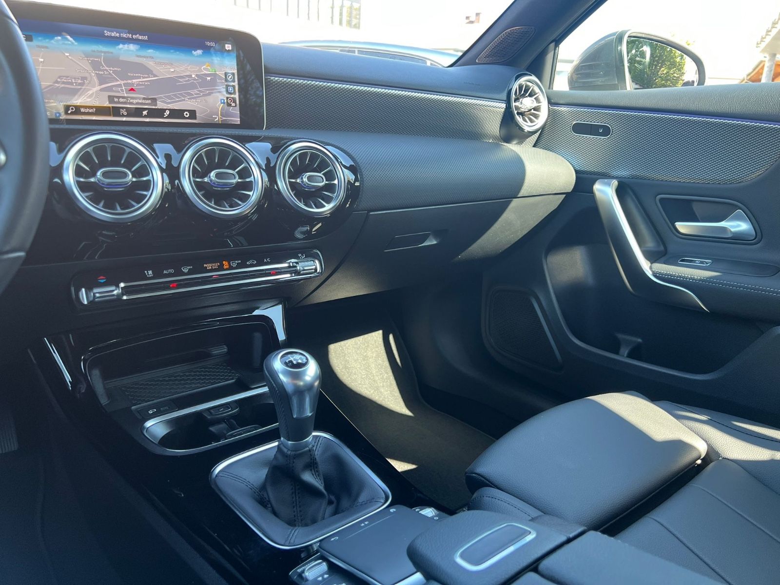 Mercedes-Benz A 200 - Samsaru's Car Outlet