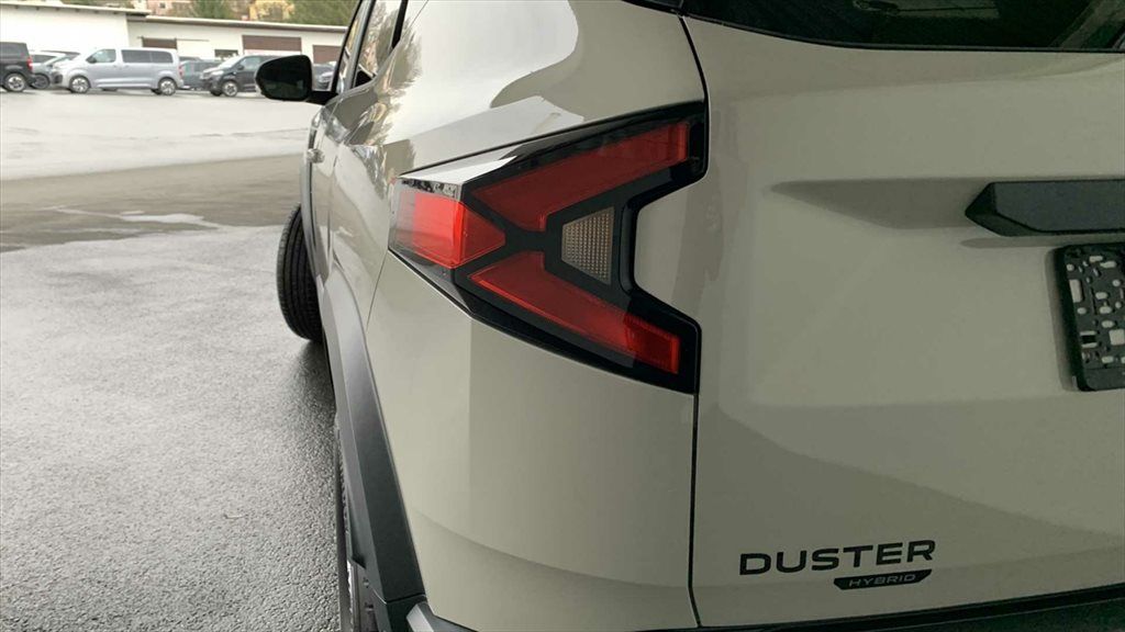 Dacia Duster III Hybrid 140 Extreme - Samsaru's Car Outlet