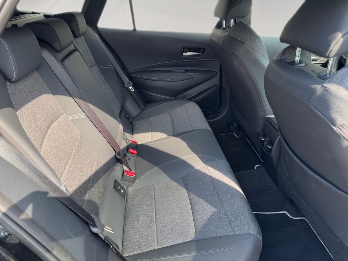 Toyota Corolla 1.8 l Hybrid Touring Sports Teamplayer