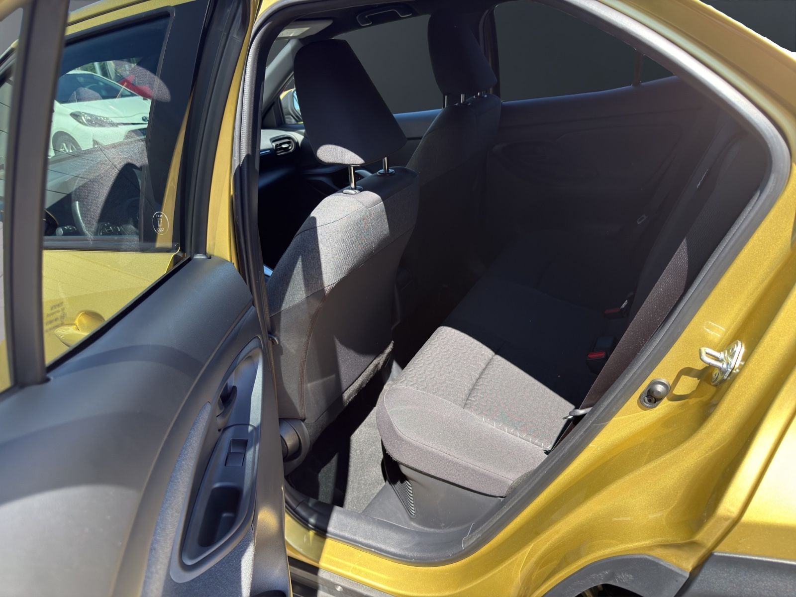 Toyota Yaris Cross Hybrid Team D *ALLE PAKETE*