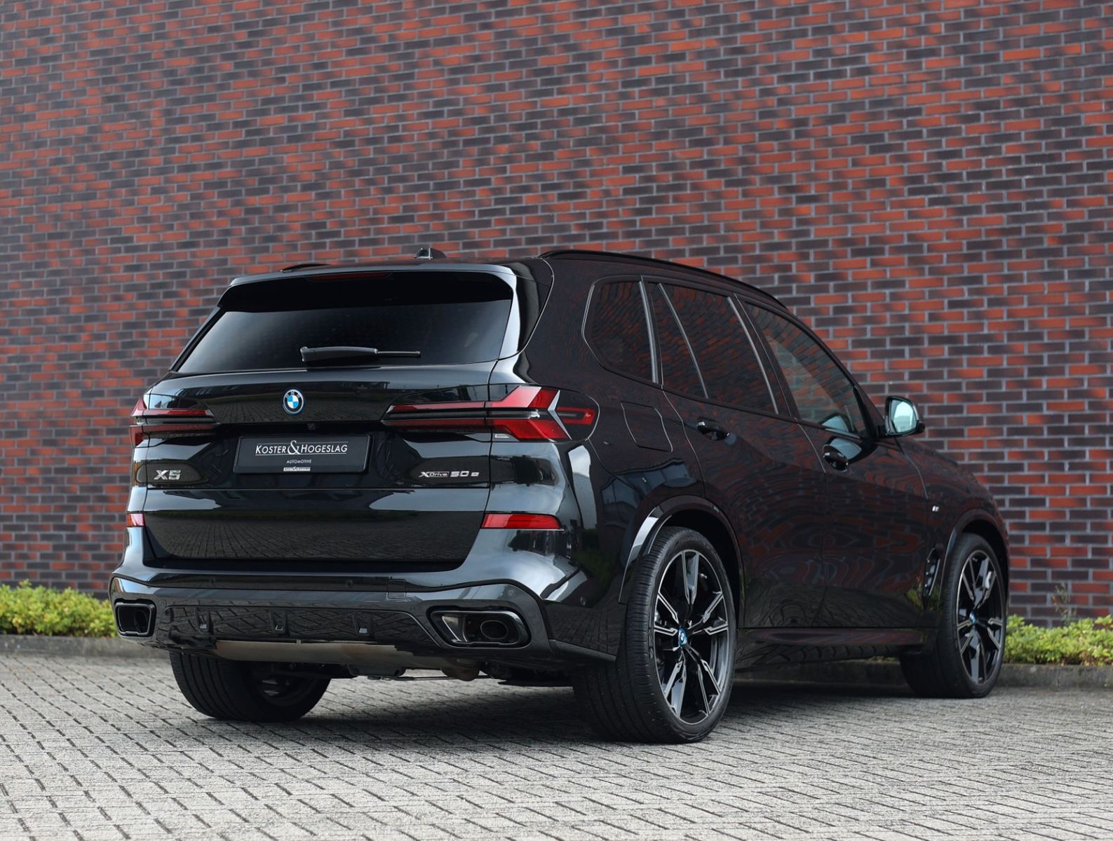 BMW X5 50e xDrive | Individual - Sky - AHK - Bow&Wil
