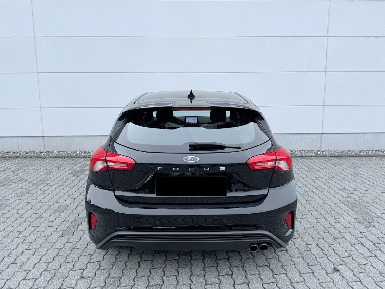 Ford Focus Lim. ST-Line - Samsaru's Car Outlet