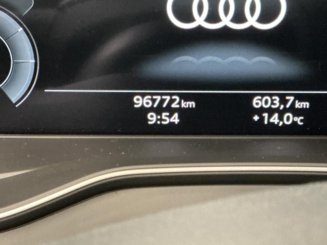 Audi Q5 50 TFSI e quattro S tronic S line Matrix|AHK