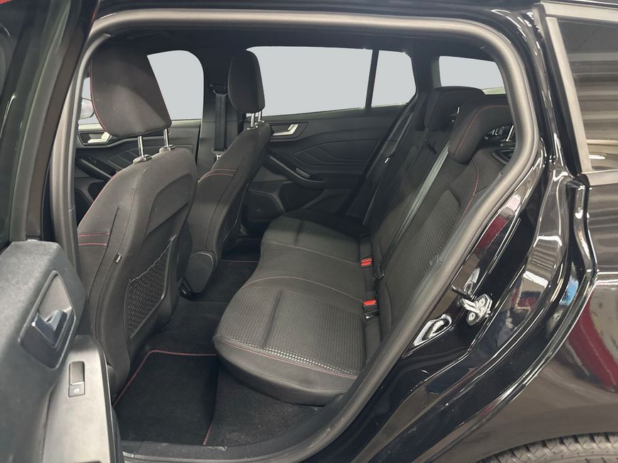 Ford Focus Turnier 1.0 EcoBoost Hybrid Aut. ST-LINE X