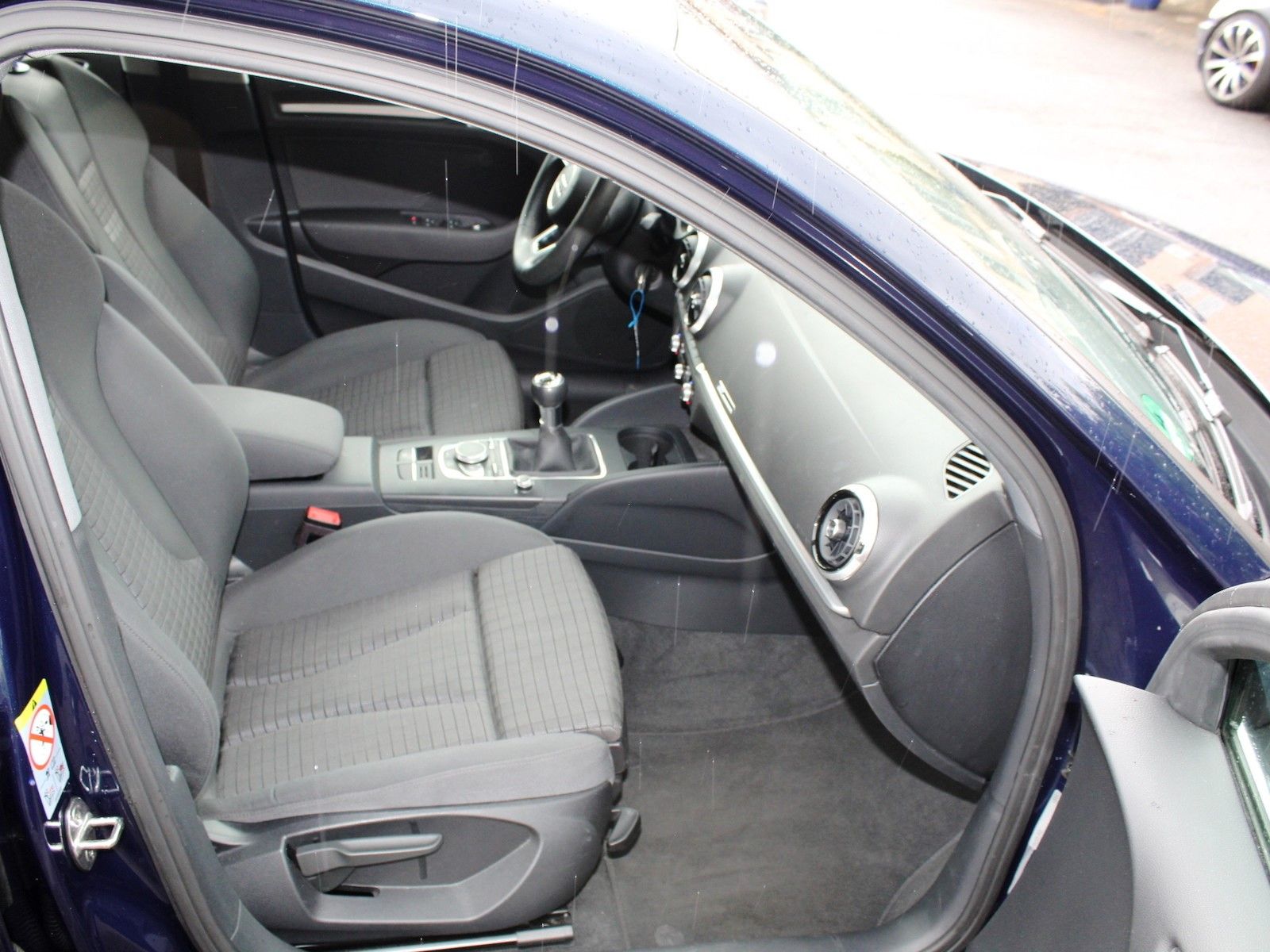 Audi A3 30 TFSI sport - Samsaru's Car Outlet