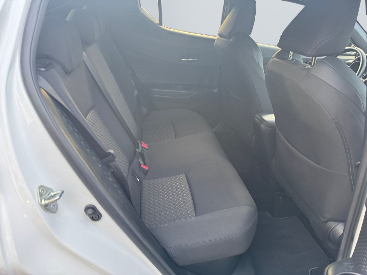 Toyota C-HR 1.8 Hybrid Team D *LED*ACC*CAM*Navi*AHK*