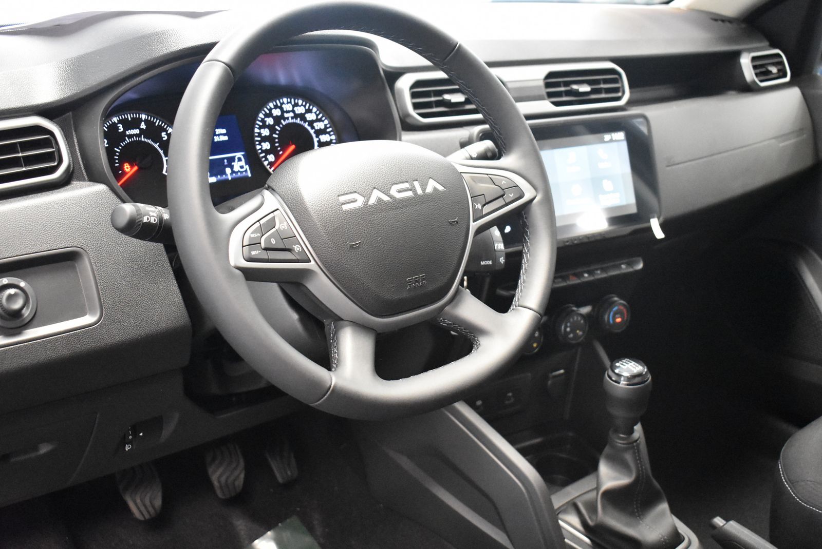 Dacia Duster Expression 4WD - Samsaru's Car Outlet