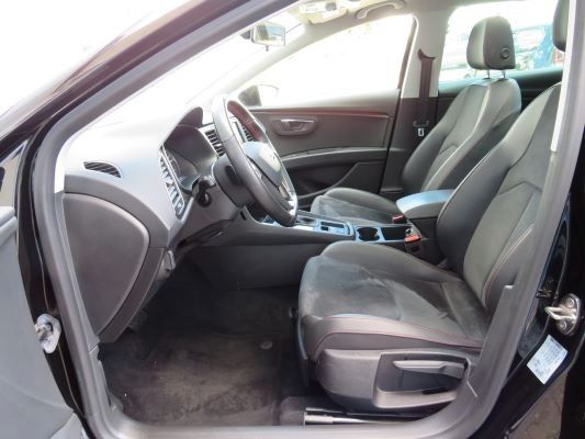 Seat Leon Sportstourer FR 2,0 TDI DSG - Samsaru's Car Outlet