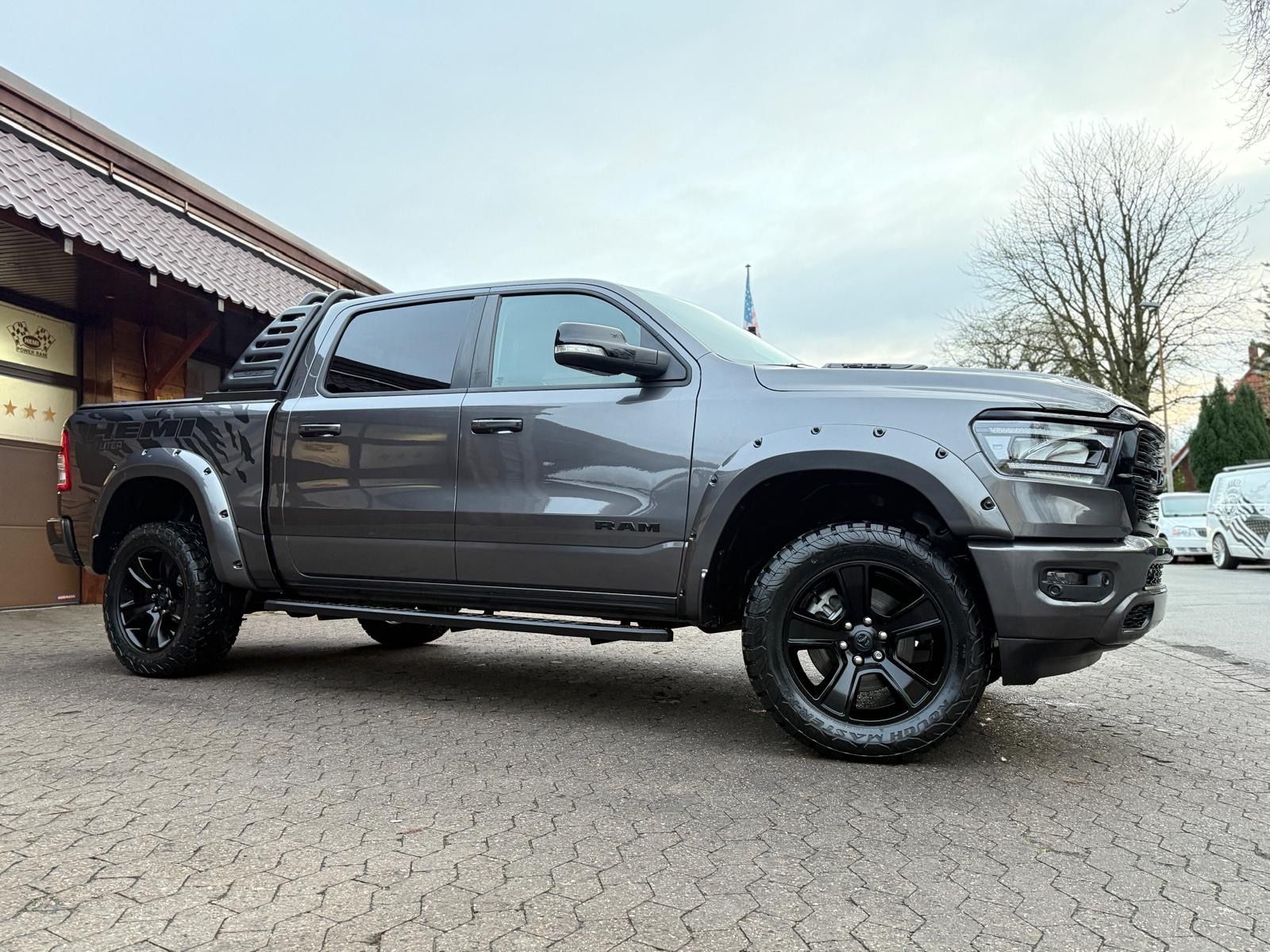 Dodge V8*4X4*AHK*NAVI*ROLLBAR*OFFROAD*LIFT*LED*SPORT*