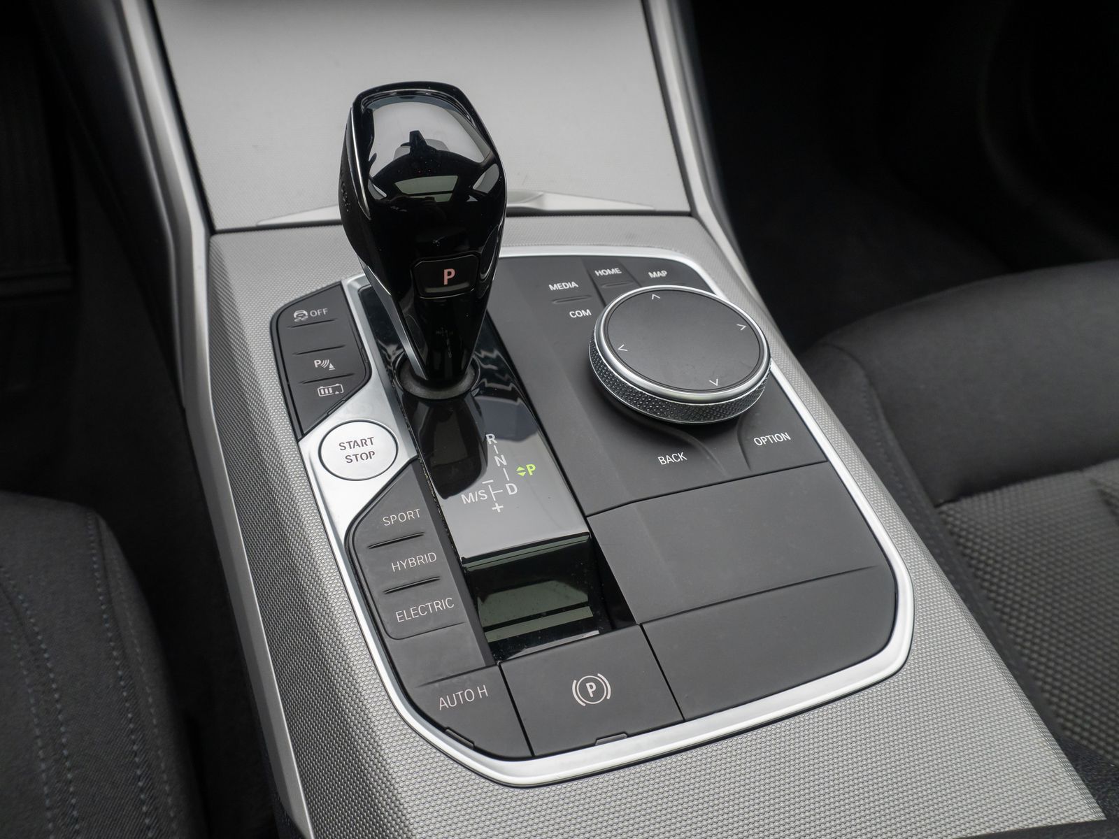 BMW 320e - Samsaru's Car Outlet