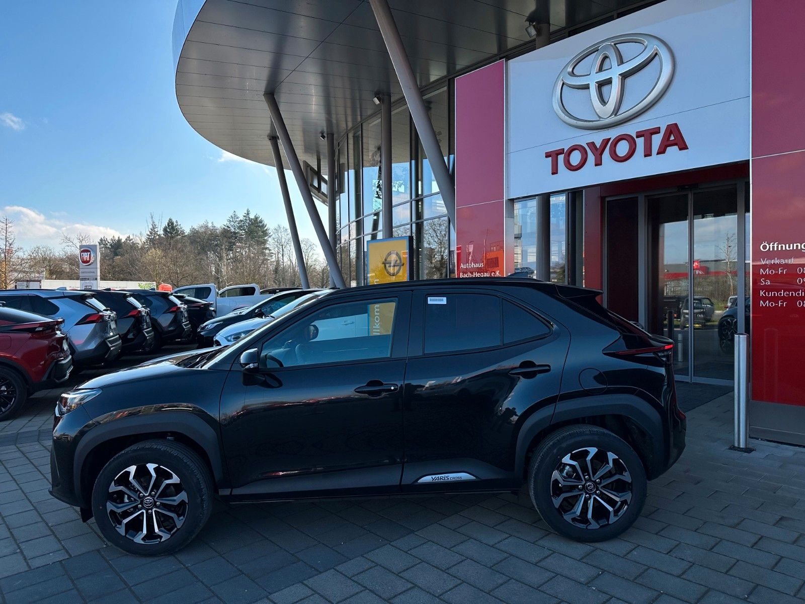 Toyota Yaris Cross Hybrid Teamplayer, NAVI,LED,SITZ-HZG