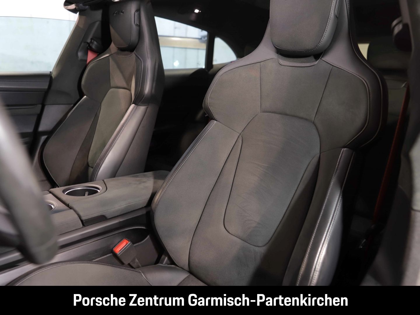 Porsche Taycan GTS Sport Turismo 360 Kamera LenkradHZG