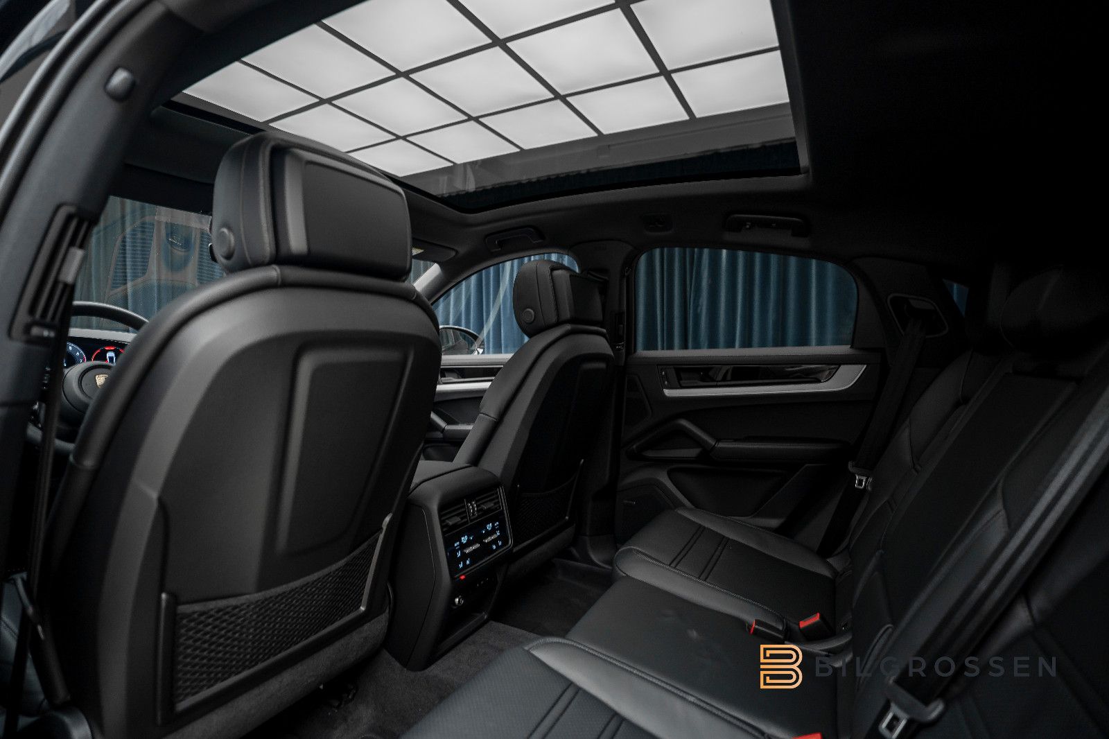Porsche Cayenne Coupe E-Hybrid BOSE Sport Exhuast P-Disp