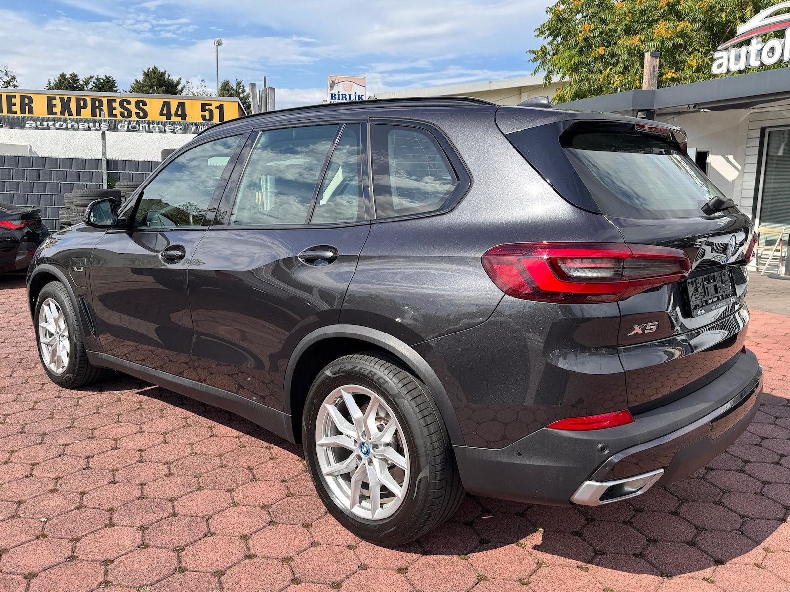 BMW X5 xDrive45e 1.HAND HUD GESTIK LED 360 LEDER