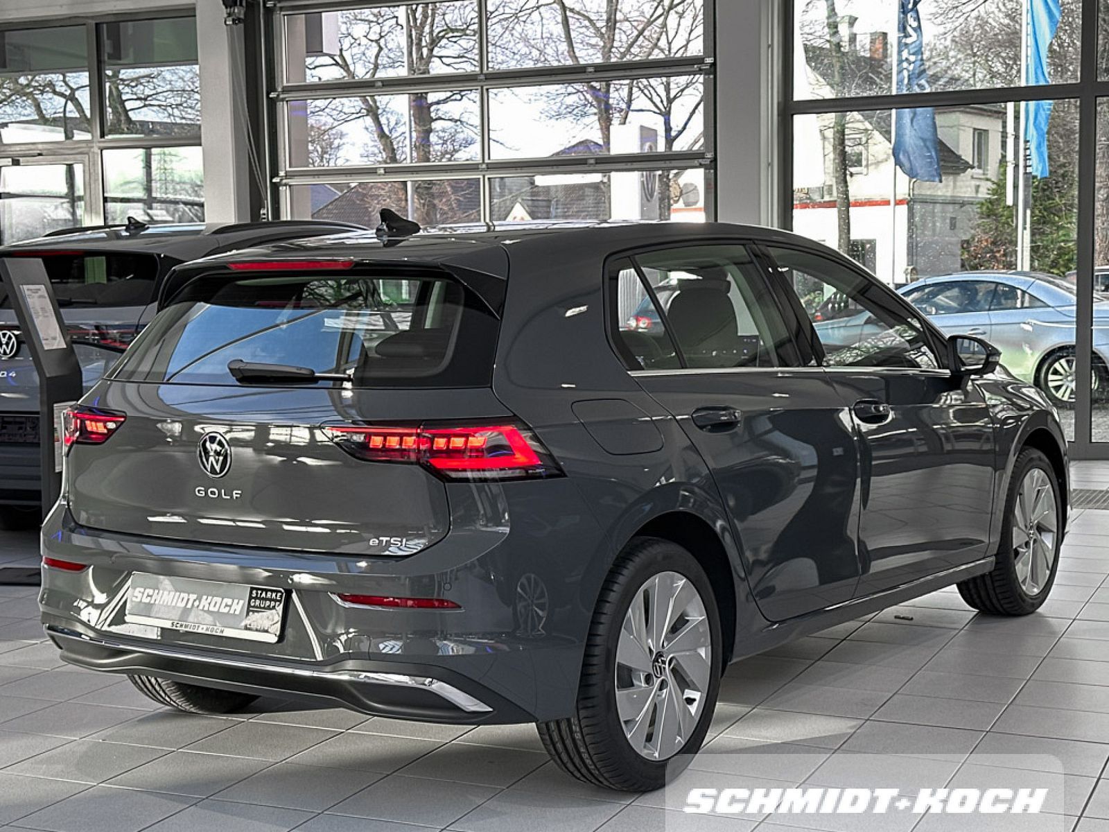 Volkswagen Golf VIII 1.5 eTSI DSG Style NAVI MATRIXLED PDC