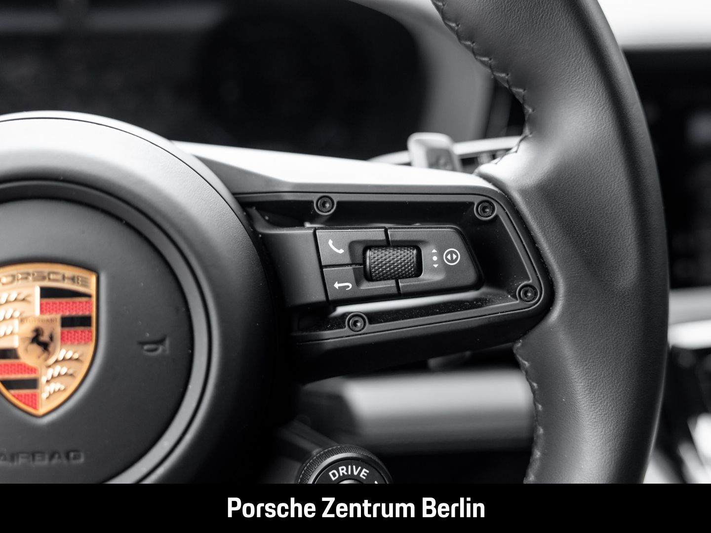Porsche Panamera GTS Surround-View InnoDrive LED-Matrix