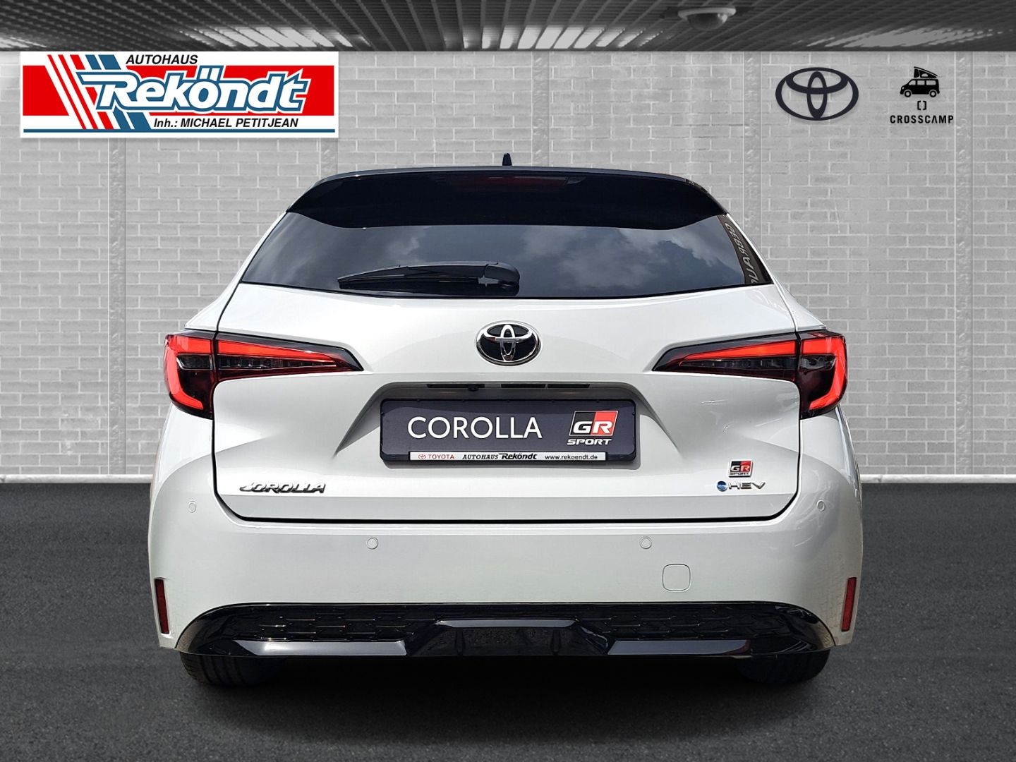 Toyota Corolla Touring Sports Hybrid GR Sport JBL ACC R